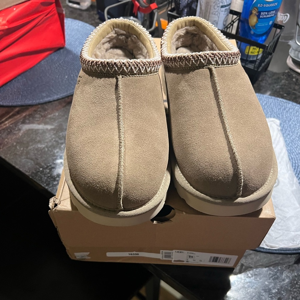 Women’s Ugg Tasman Antelope - Picture 2 of 4